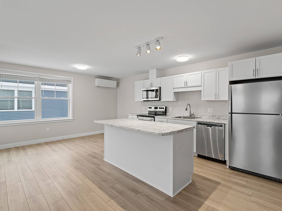 Hayloft Apartments 171 Scarborough Downs Rd Scarborough ME Zillow