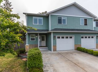 190 NE Melrose Dr, Oak Harbor, WA 98277