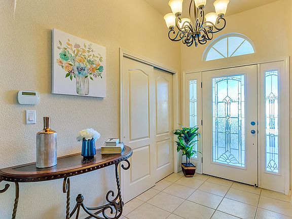5th image of 11432 Ardelle Ave