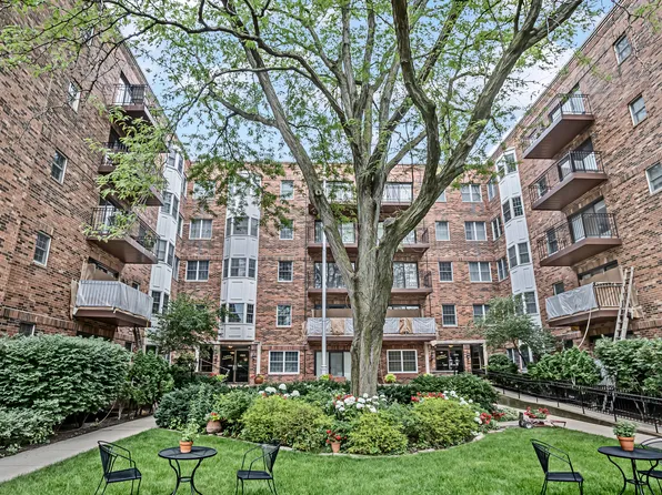1503 Oak Ave APT 211, Evanston, IL 60201