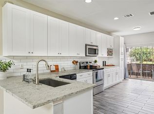 1209 Broken Arrow Trl, Carrollton, TX 75007