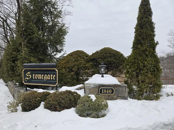 1840 Crompond Road #9A6, Peekskill, NY 10566