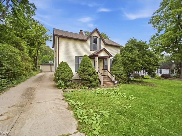 6917 Daisy Ave, Brecksville, OH 44141
