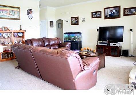 5th image of 109 Lakewood Dr