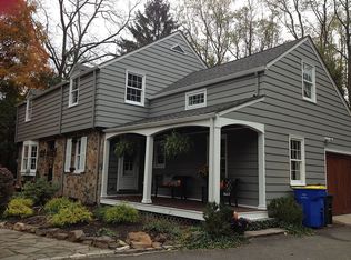 155 Greenbrook Rd, Green Brook, NJ 08812