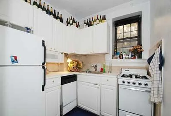 Rented by Buchbinder & Warren | media 13