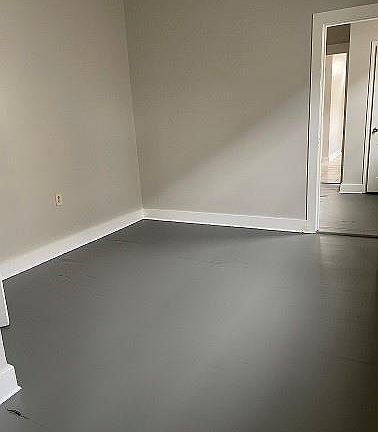 3rd image of 464 Avenue A