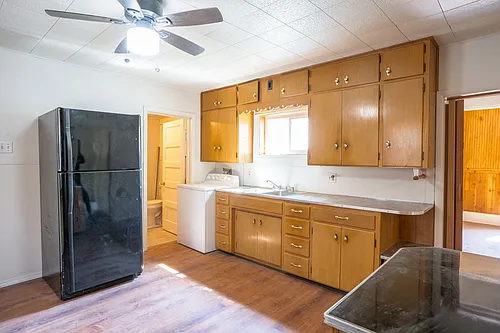 1227 Green Bay St Photo 1
