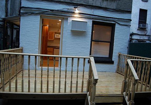 2nd image of 325 W 30th St #A5