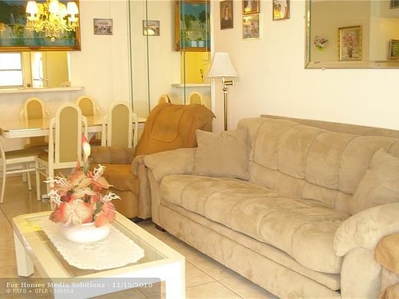 4th image of 4800 NW 35th St APT 516