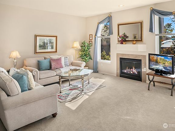 4th image of 11102 37th Avenue Ct E