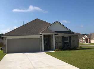 10552 Tumbleweed Dr, Denham Springs, LA 70706