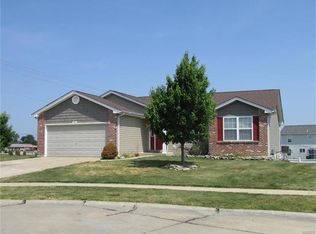 1861 Somerset Hollow Ct, Wentzville, MO 63385
