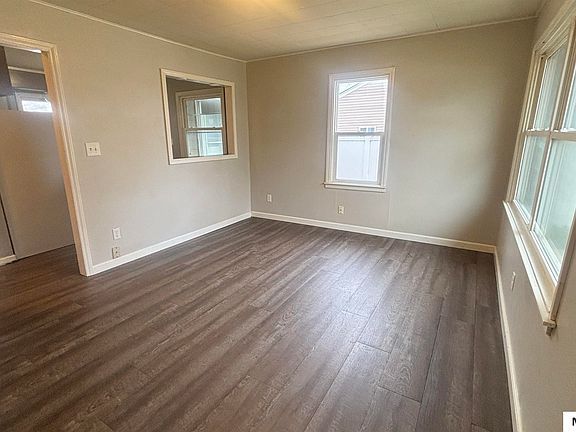4th image of 412 29th St SW