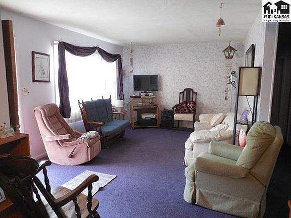 2nd image of 1503 N Odaniel St