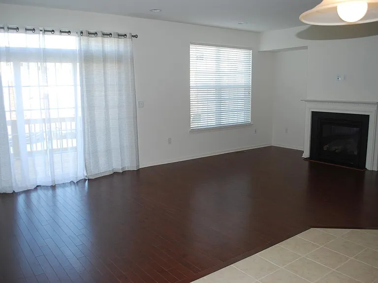 40 Autumn Ln — Photo 13