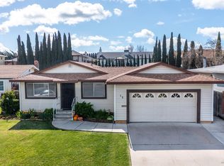 17 Shasta Dr, Rio Vista, CA 94571