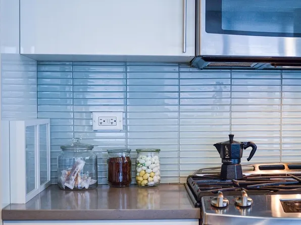 81 Fleet Place image 4 of 15