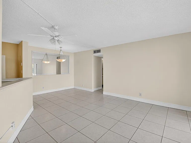 7535 S Oriole Blvd #206 — Photo 4