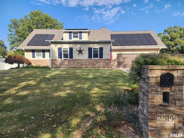 2519 Lake Dr S, Quincy, IL 62305