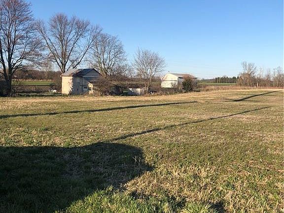 4th image of 1266 Titus Rd