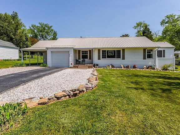 2nd image of 6004 Adelia Dr