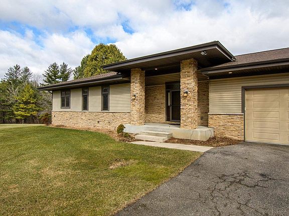 4th image of 4206 Rose Court