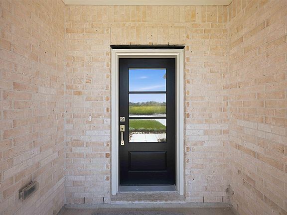 2nd image of 2834 River Juniper Ln