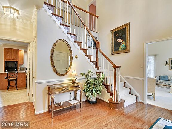 5th image of 7902 Bracksford Ct