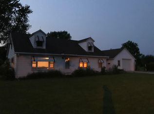 211 W Kauffman St, Congerville, IL 61729