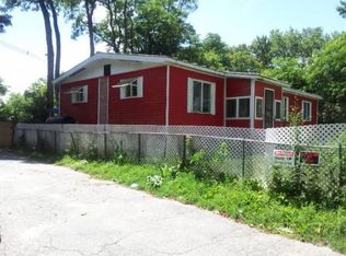 16 Schmitt St, Claremont, NH 03743