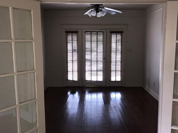 2nd image of 3009 Calhoun St