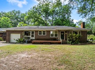 210 Sloan Ave, Greenwood, SC 29646