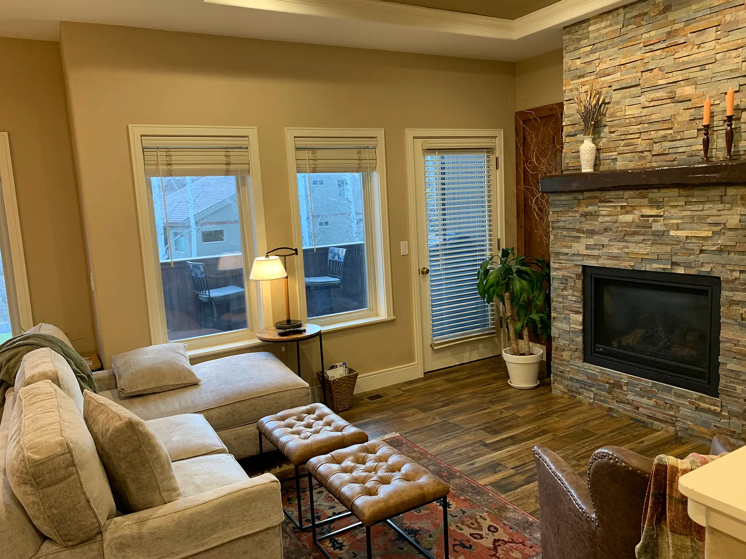 1 bed, 800 sqft, $2,000 — Photo 3