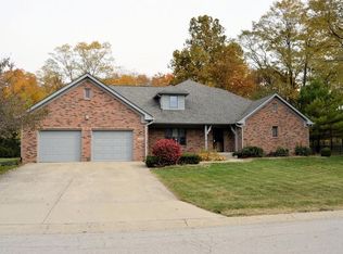 11366 Brentwood Ave, Zionsville, IN 46077