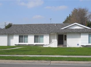 1435 W Westmont Dr, Anaheim, CA 92801