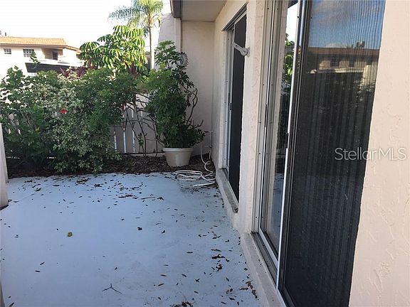 3rd image of 1318 Moreland Dr Unit 103