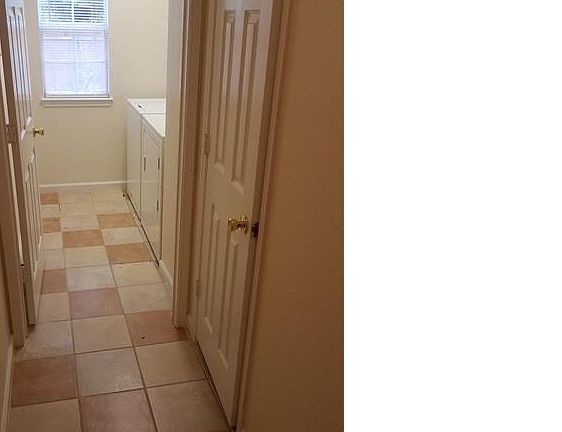 4th image of 3913 Wallingford Dr
