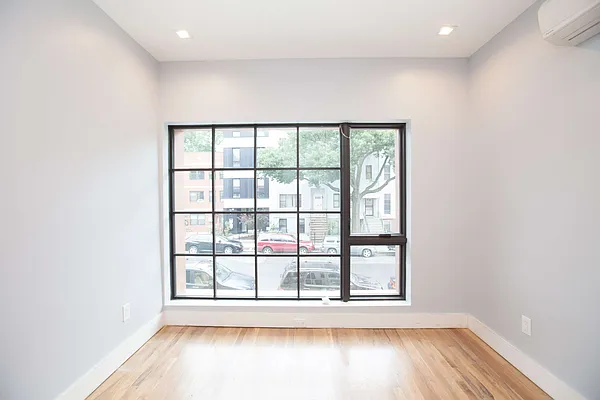 Rented by Nooklyn NYC LLC | media 23