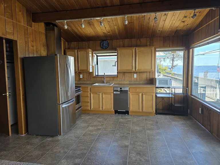 3202 Shoreline Dr #A — Photo 32