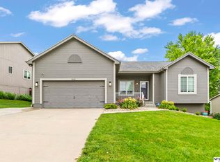 14610 Kansas Ave, Omaha, NE 68116