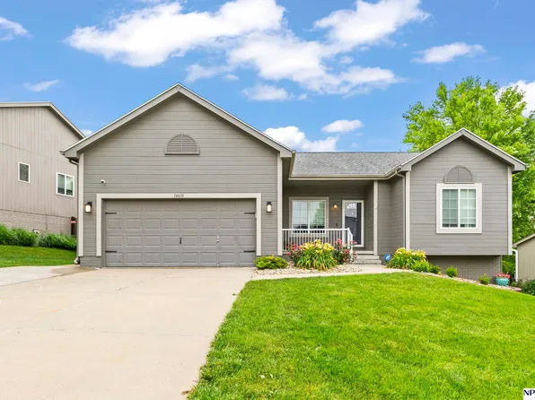 14610 Kansas Ave, Omaha, NE 68116