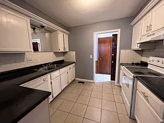 8522 Candlewood Dr #1 — Photo 3