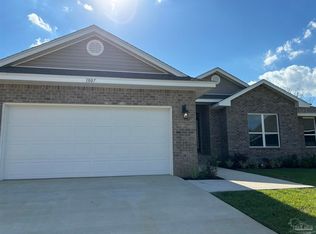 1835 Sunset Maple Rd #34B, Cantonment, FL 32533