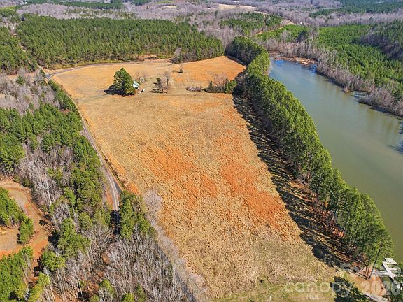 2nd image of 1347 Newsome Rd