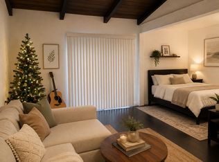 1030 W Macarthur Blvd, Santa Ana, CA 92707