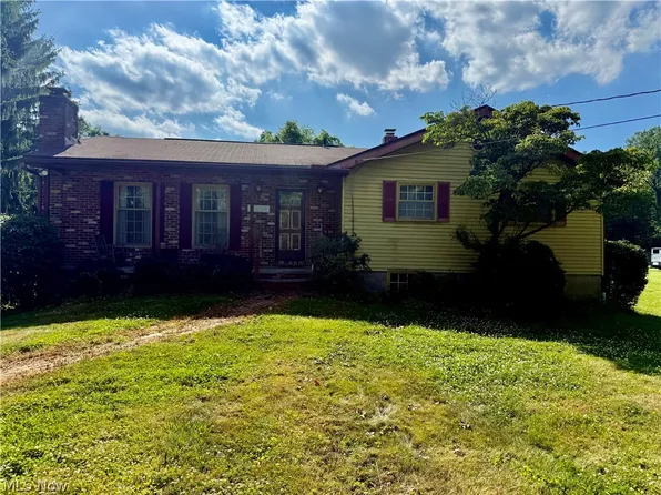 5920 Weaver Rd, New Franklin, OH 44216