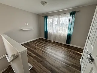 366 Bonaventure Dr W — Photo 8