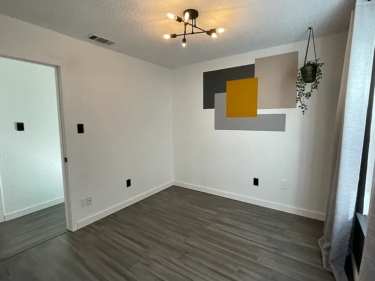 7257 Coronado Cir — Photo 15