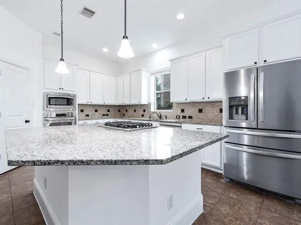 8138 Caroline Ridge Drive, Humble, TX 77396